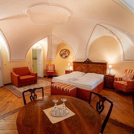 Penzion Cosmopolitan Ii. Banská Štiavnica المظهر الخارجي الصورة