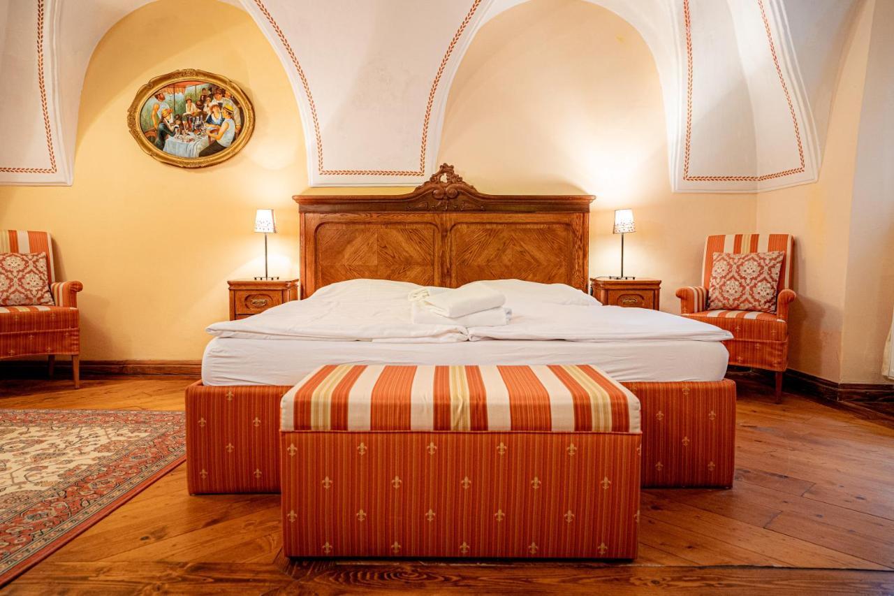 Penzion Cosmopolitan Ii. Banská Štiavnica الغرفة الصورة