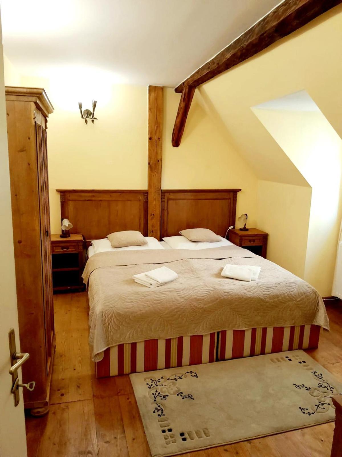 Penzion Cosmopolitan Ii. Banská Štiavnica المظهر الخارجي الصورة