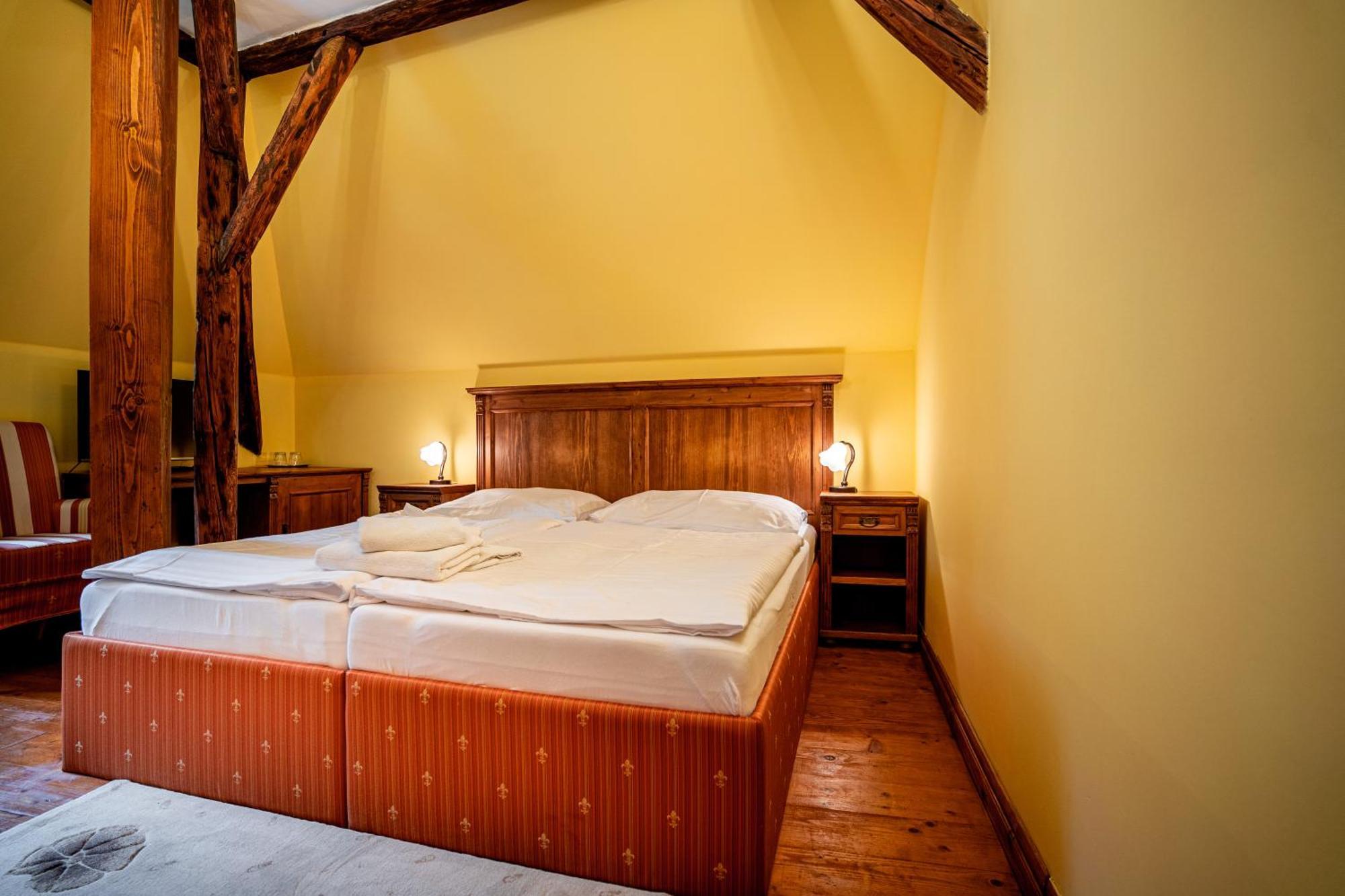 Penzion Cosmopolitan Ii. Banská Štiavnica الغرفة الصورة